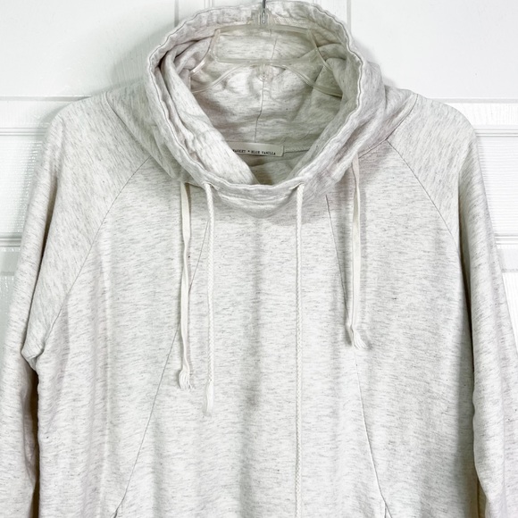 Blue Vanilla Funnel Neck 3/4 Sleeve Top in Oatmeal Size S - Picture 3 of 10